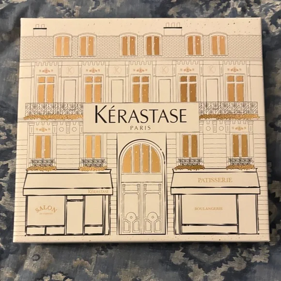 Kerastase Genesis Hair Care Set - Pink and Gold - Picture 4 of 5